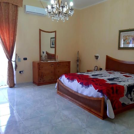 Апартаменти A Casa Di Roberto Порто-Чезарео Екстер'єр фото